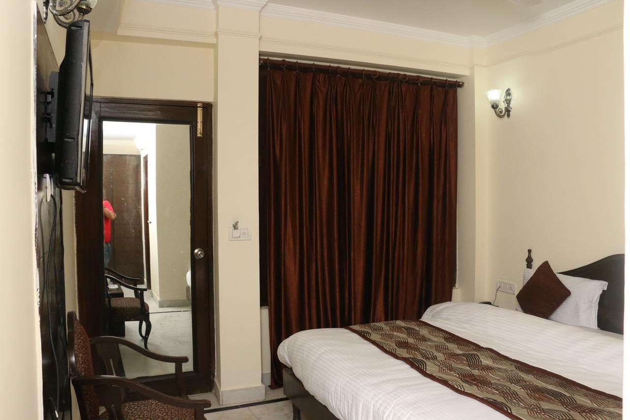 New Bharat Hotel Mussoorie Exterior foto