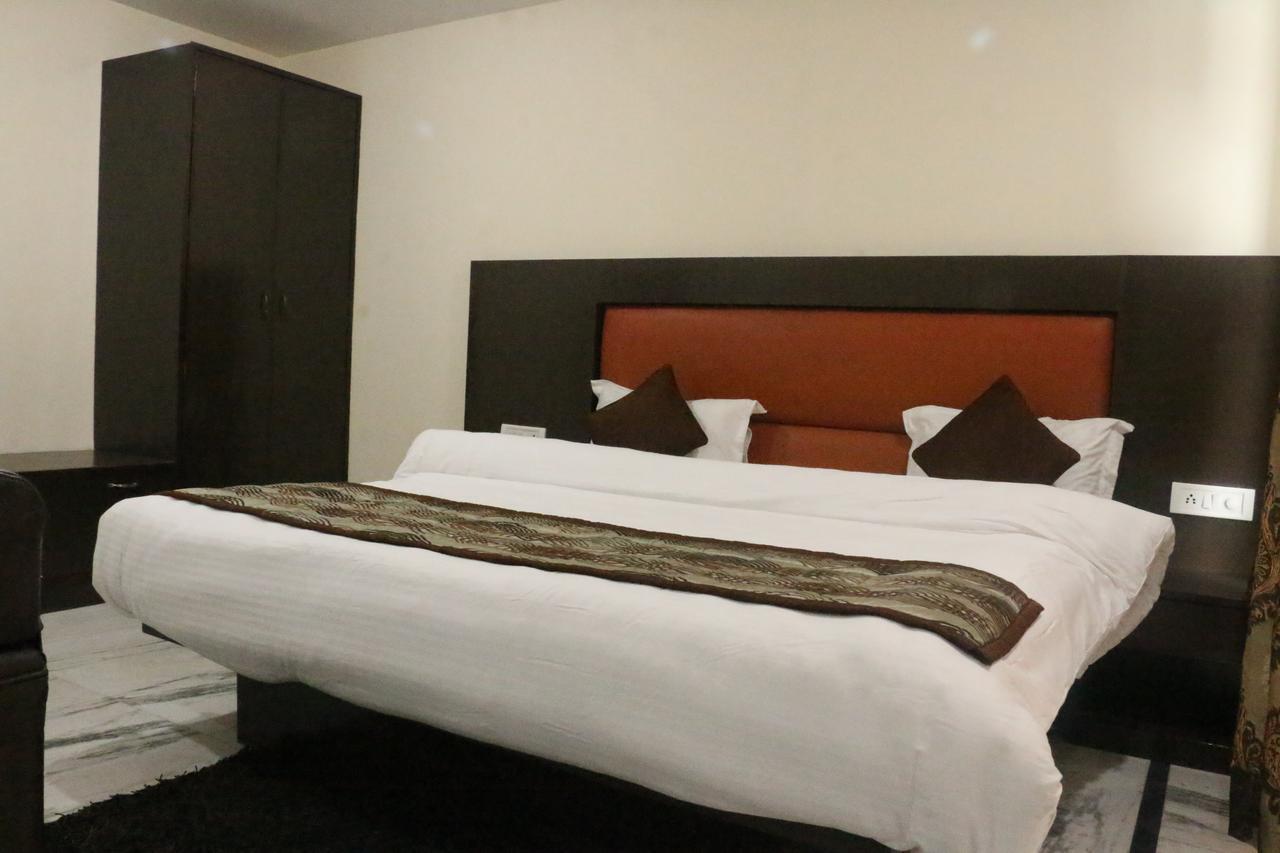 New Bharat Hotel Mussoorie Exterior foto